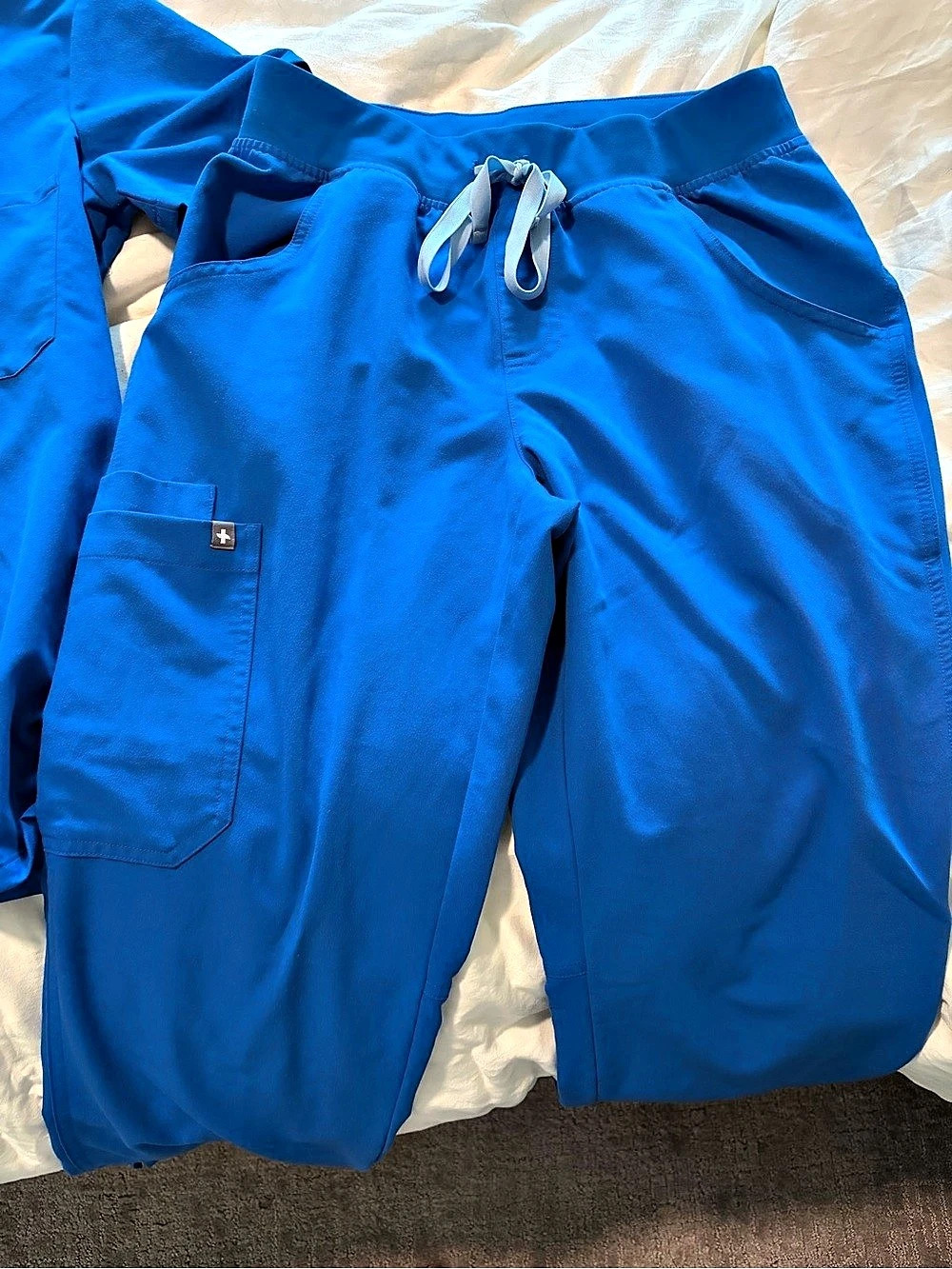FIGS Kade Cargo Scrub Pants - Royal Blue Small